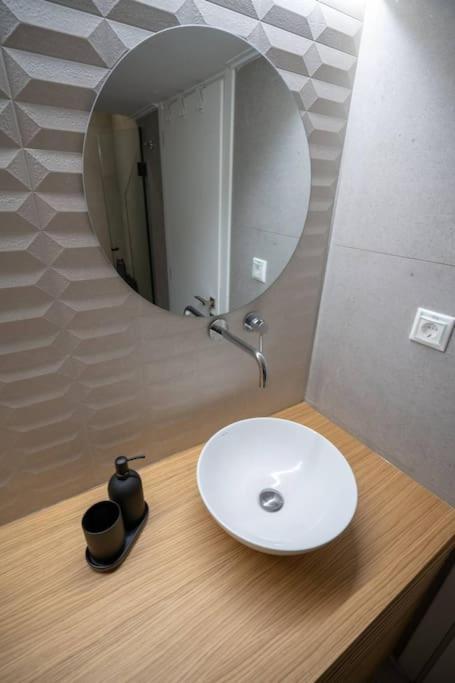 Piraeus Cozy Apartment For 4 Persons ภายนอก รูปภาพ