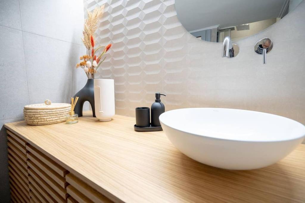 Piraeus Cozy Apartment For 4 Persons ภายนอก รูปภาพ