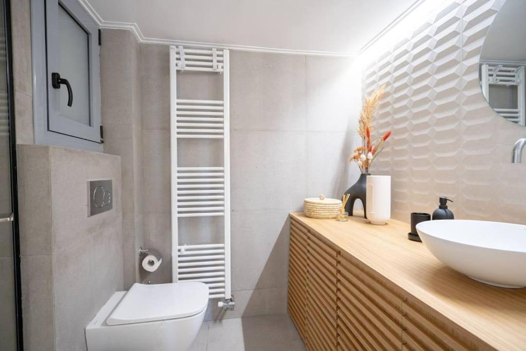 Piraeus Cozy Apartment For 4 Persons ภายนอก รูปภาพ